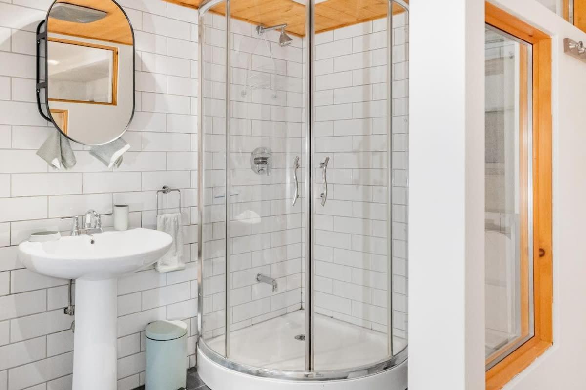 Magnificent 2Br Apartment Fully Equipped Montreal Luaran gambar